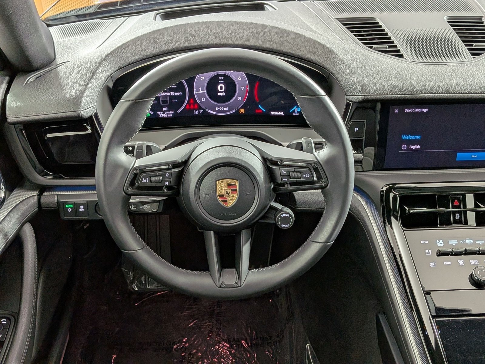 Certified 2024 Porsche Panamera image 14