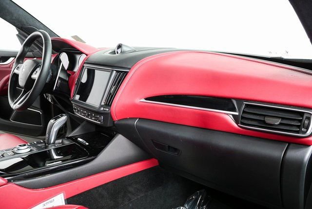 Used 2022 Maserati Levante Modena image 25