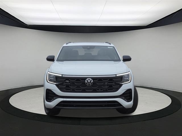 New 2026 Volkswagen Atlas Cross Sport SEL R-Line image 2