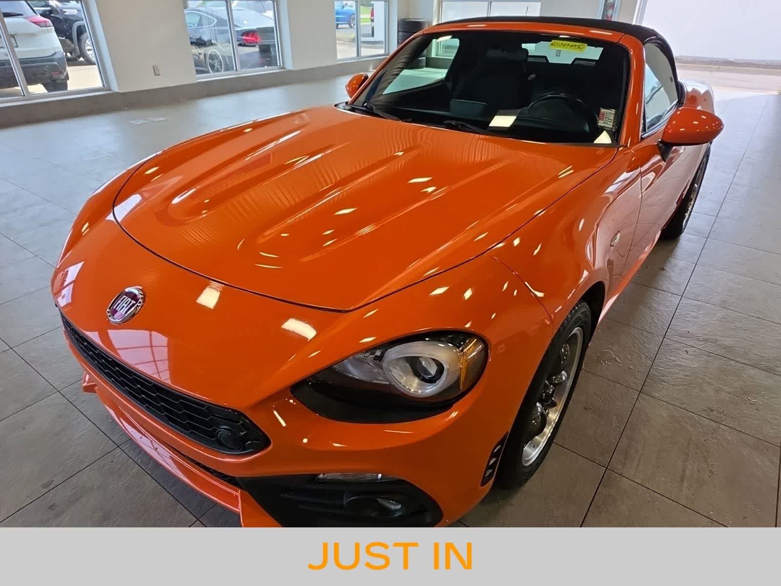 Used 2017 FIAT 124 Spider Classica