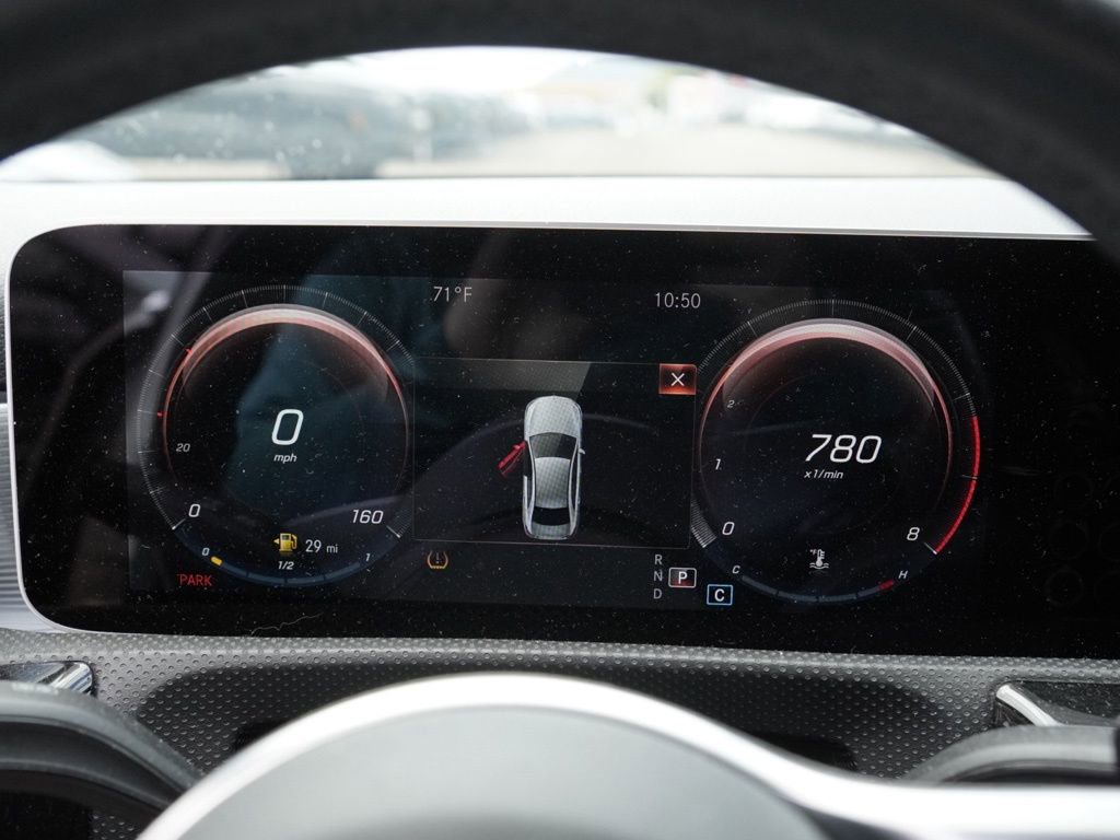 Used 2019 Mercedes-Benz A 220 image 11