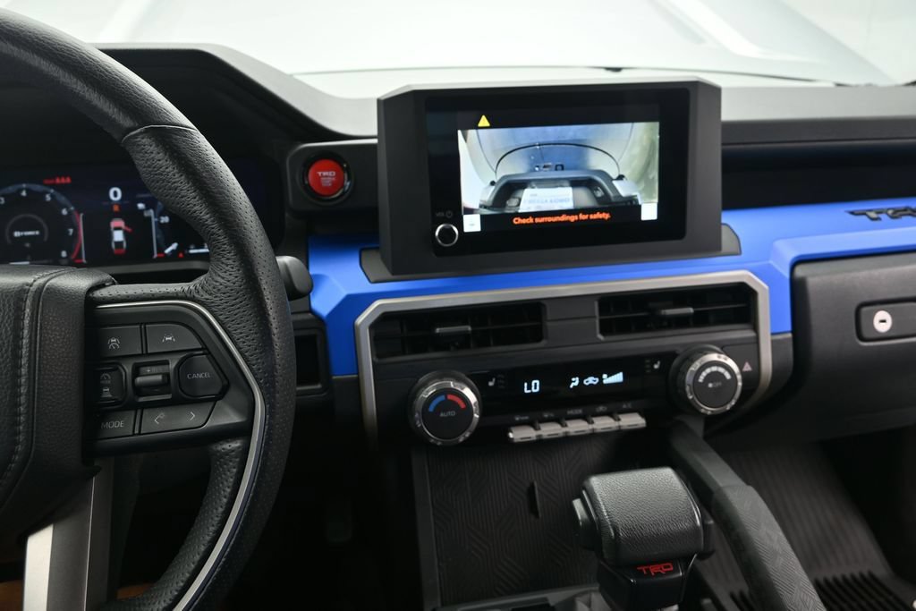 Used 2025 Toyota Tacoma TRD Off-Road AWD/4WD image 25