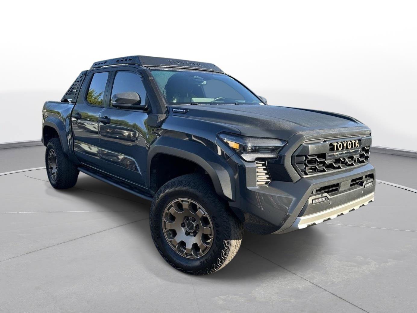 Used 2024 Toyota Tacoma 4x4 Double Cab Hybrid image 4