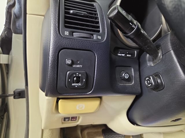 Used 2003 Lexus SC 430 Convertible RWD image 28