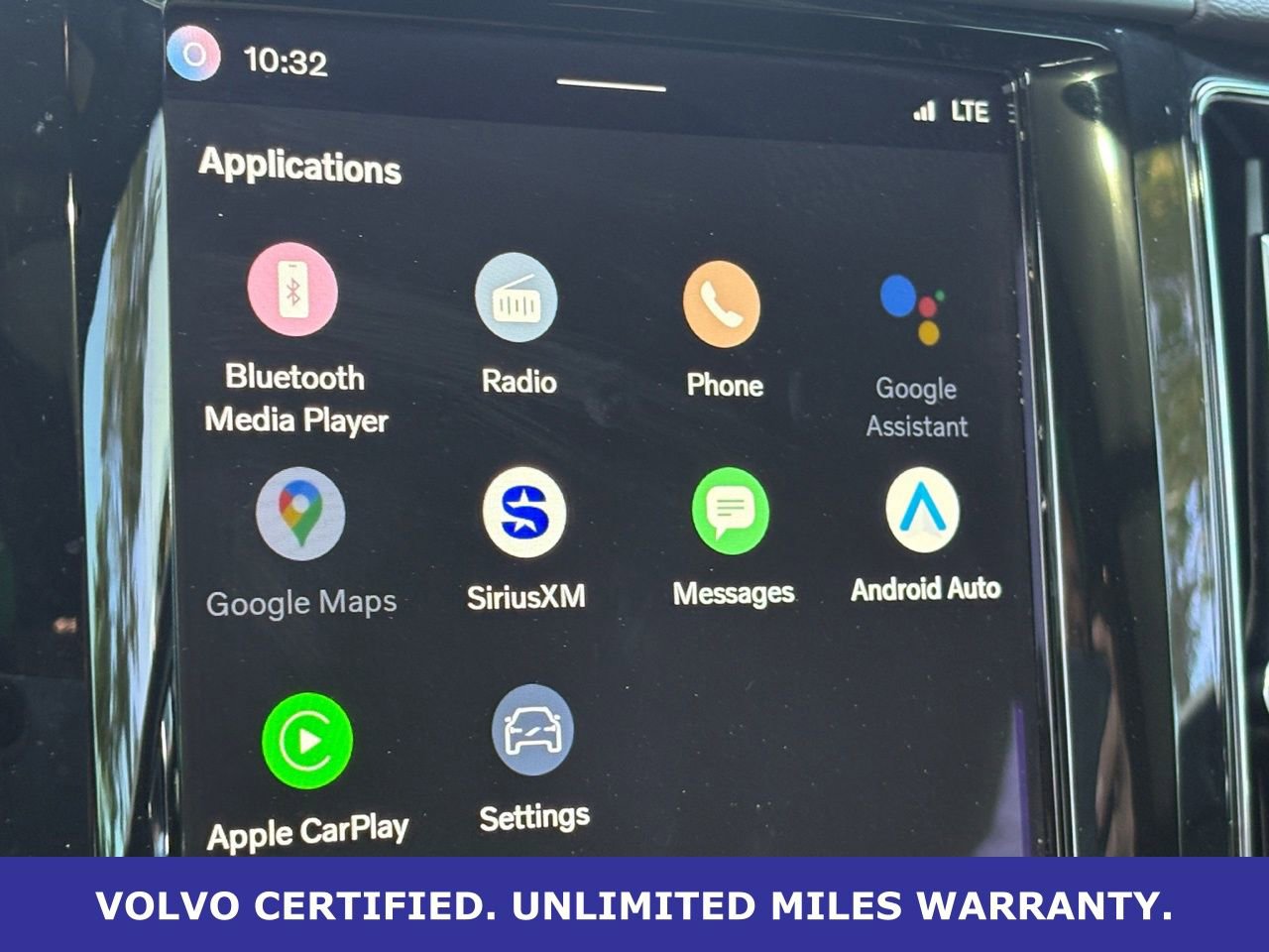 Certified 2023 Volvo XC60 T8 Plus w/ Protection Package Premier image 25