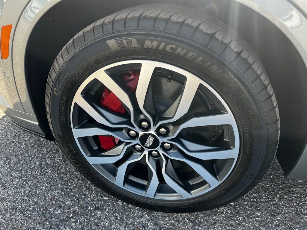 Used 2024 Cadillac XT6 Sport w/ Technology Package image 10