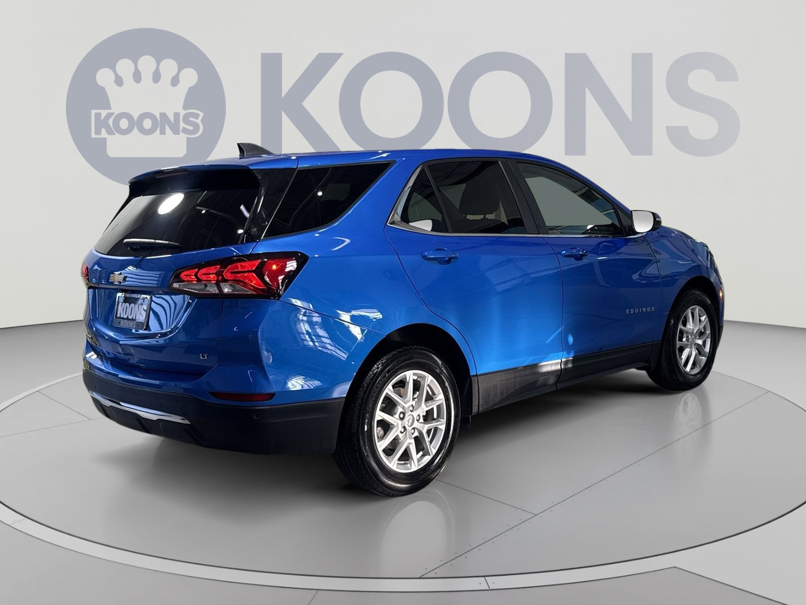 Used 2024 Chevrolet Equinox LT FWD image 11