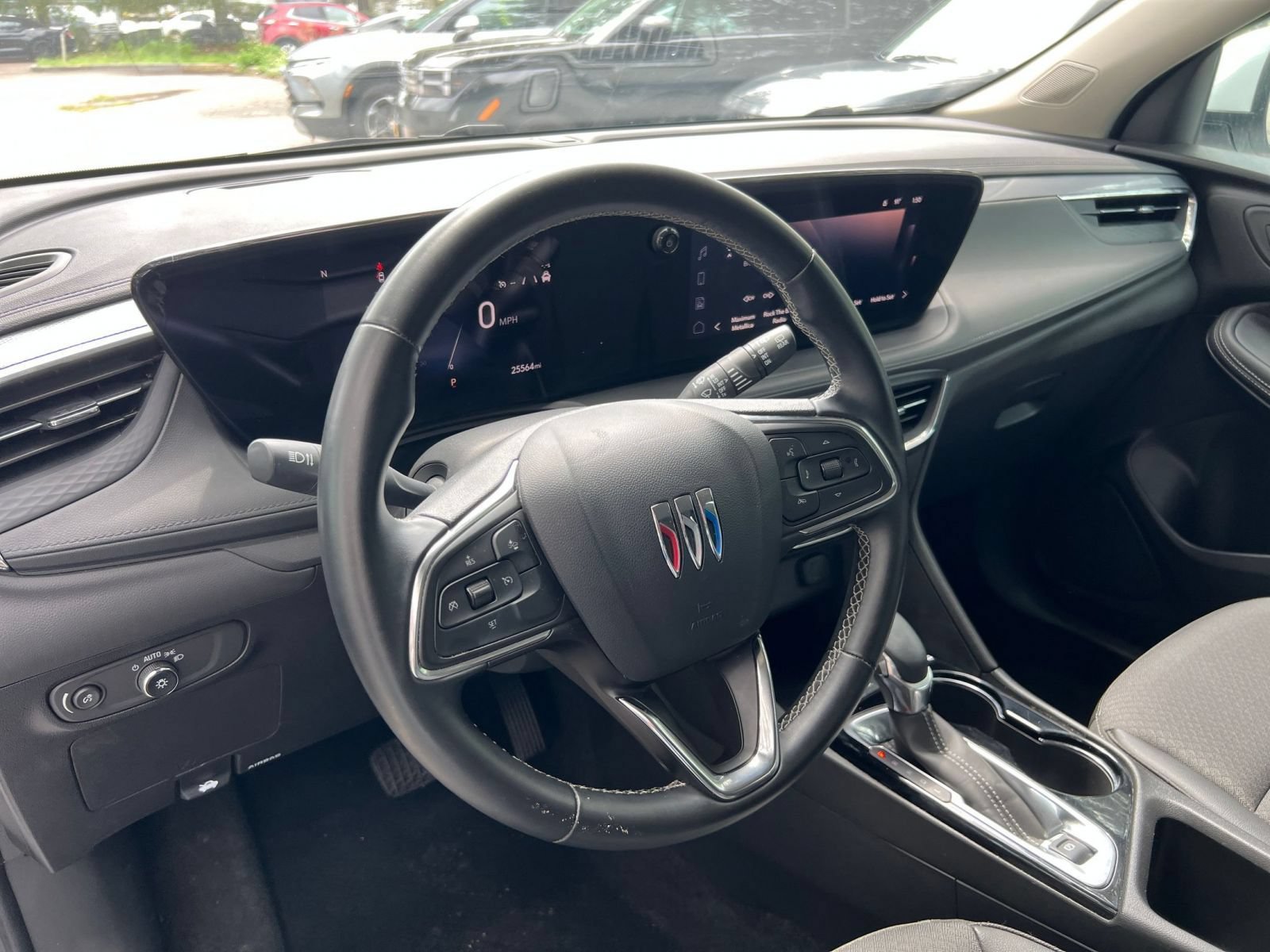 Used 2025 Buick Encore GX Preferred FWD image 32
