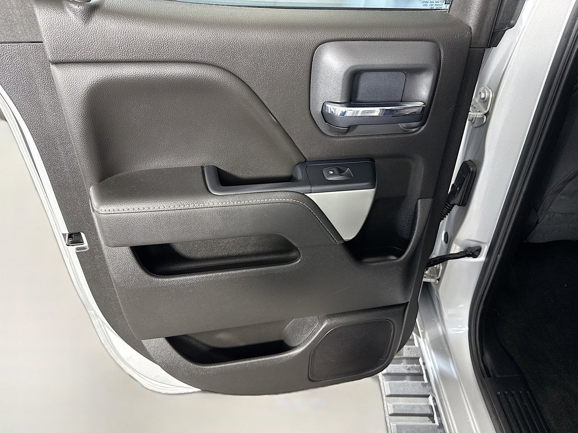 Used 2018 Chevrolet Silverado 1500 LT w/ All Star Edition image 24