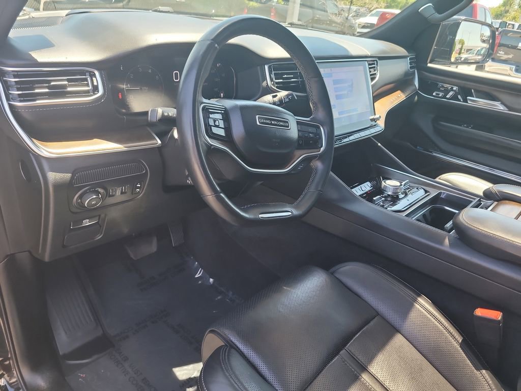 Used 2024 Jeep Grand Wagoneer L 4WD image 18