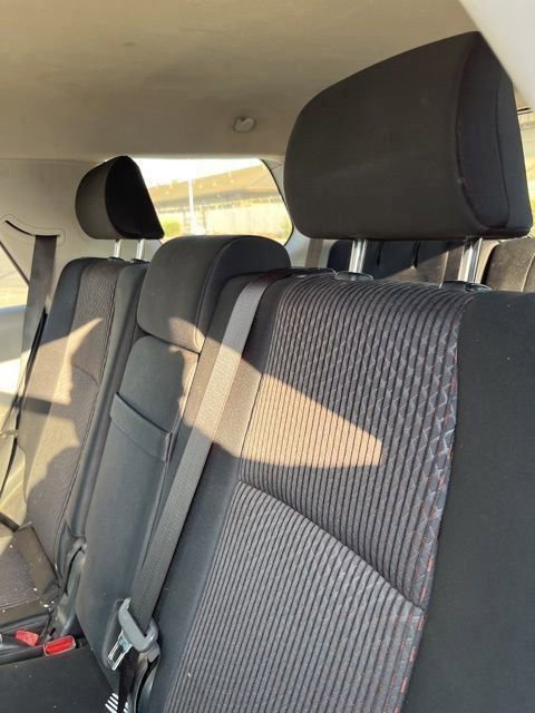 Used 2011 Toyota 4Runner SR5 w/ Convenience Pkg image 10