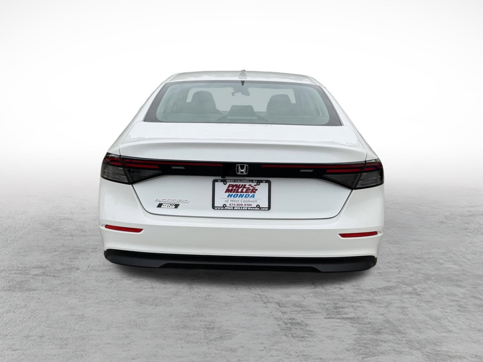 Used 2023 Honda Accord EX image 5