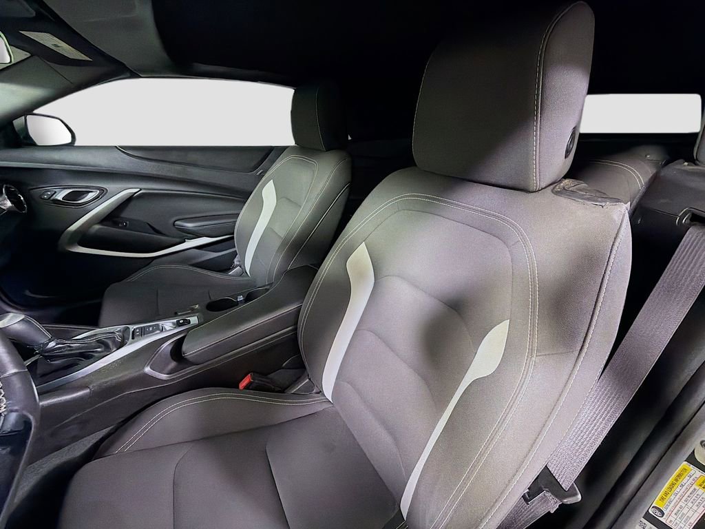 Used 2016 Chevrolet Camaro LT w/ RS Package image 13