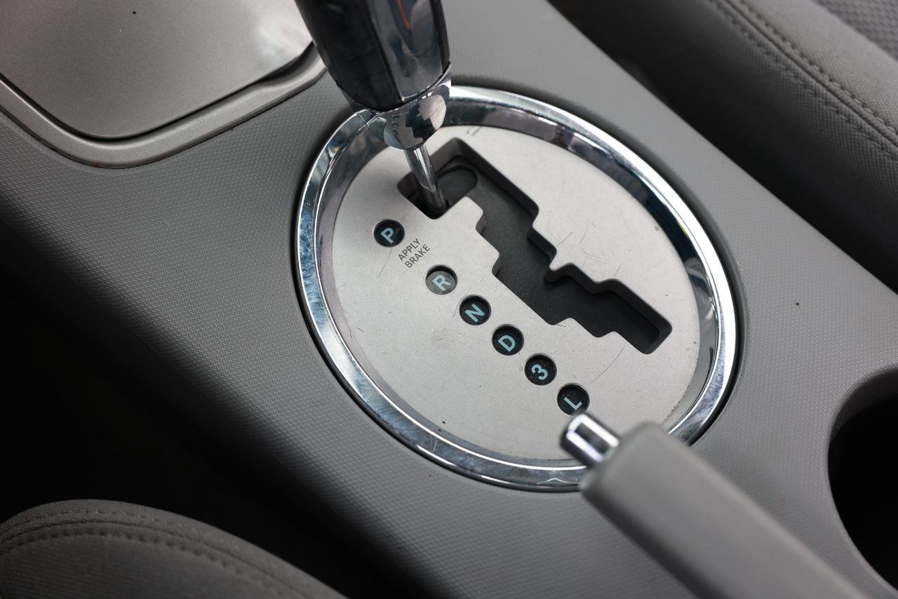Used 2008 Chrysler Sebring Touring image 34