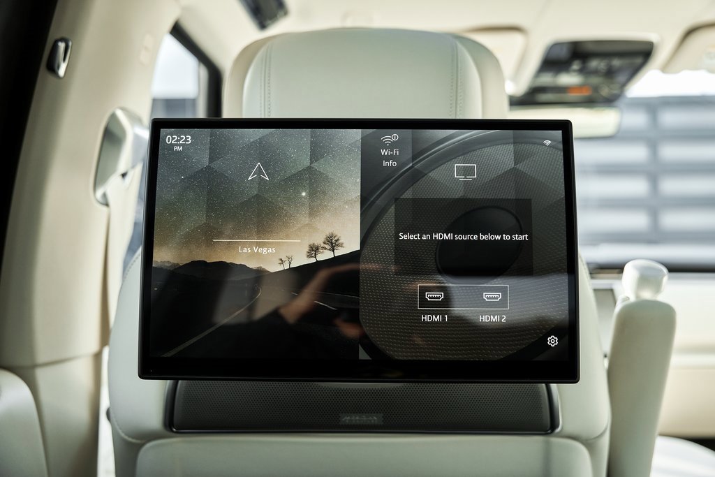 Used 2024 Land Rover Range Rover SV image 57