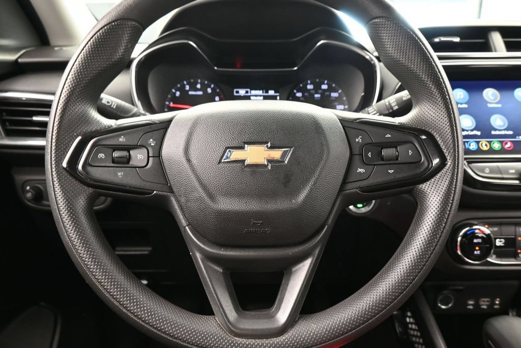 Used 2023 Chevrolet TrailBlazer LT w/ Convenience Package FWD image 24