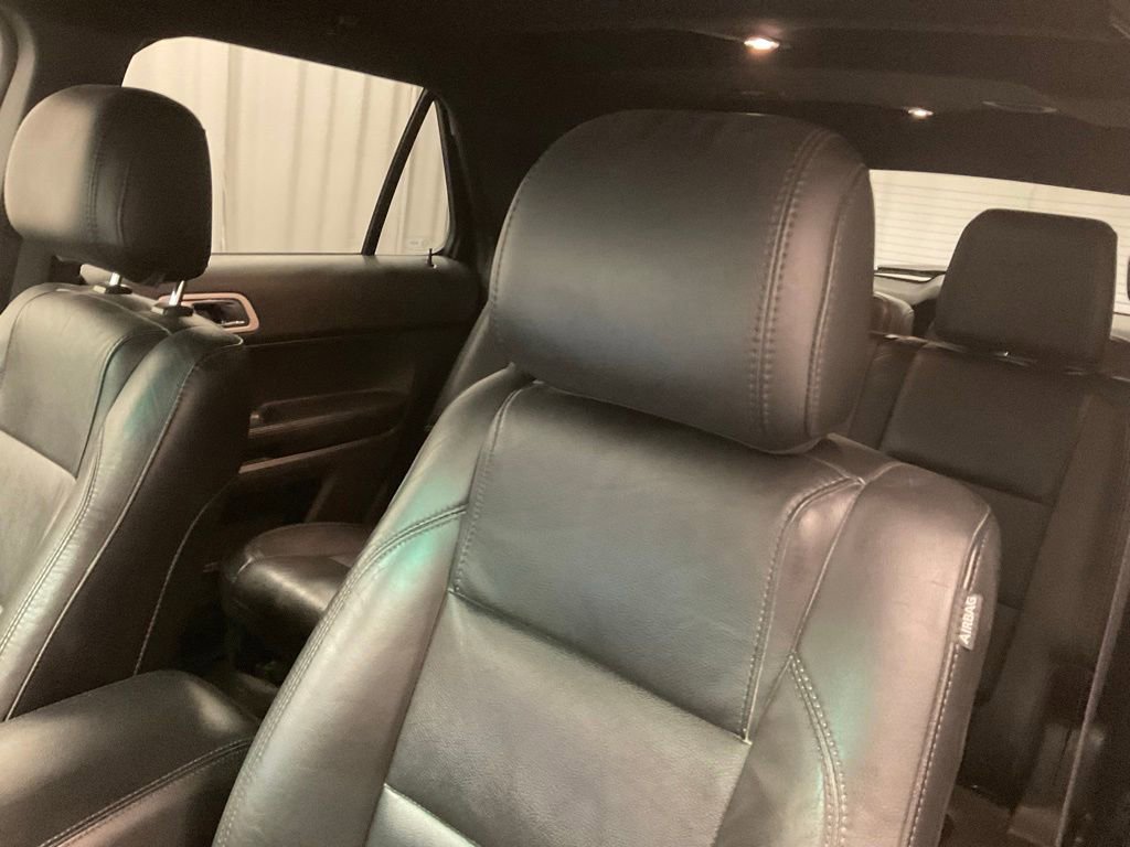 Used 2013 Ford Explorer XLT AWD/4WD image 9