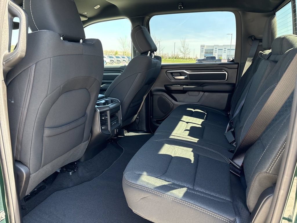 New 2026 RAM 1500 Big Horn AWD/4WD image 9