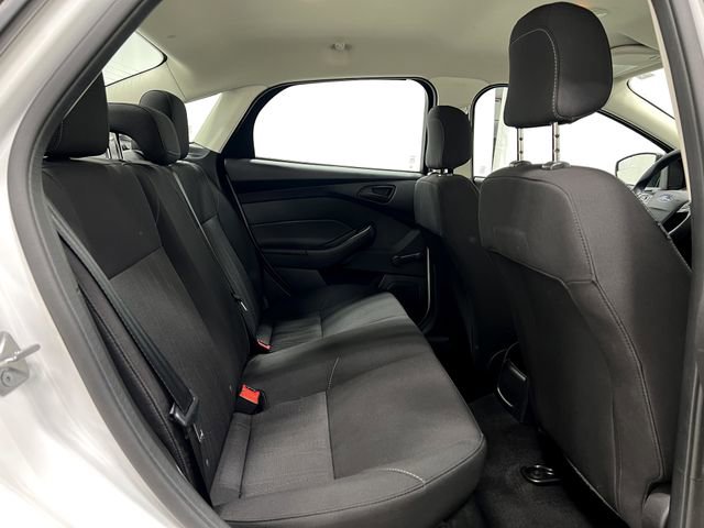 Used 2017 Ford Focus S image 29