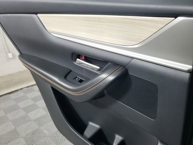 Certified 2024 MAZDA CX-90 Plug-In Hybrid w/ Preferred AWD/4WD image 19