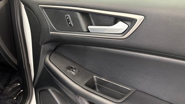 Used 2023 Ford Edge SEL w/ Convenience Package AWD/4WD image 24
