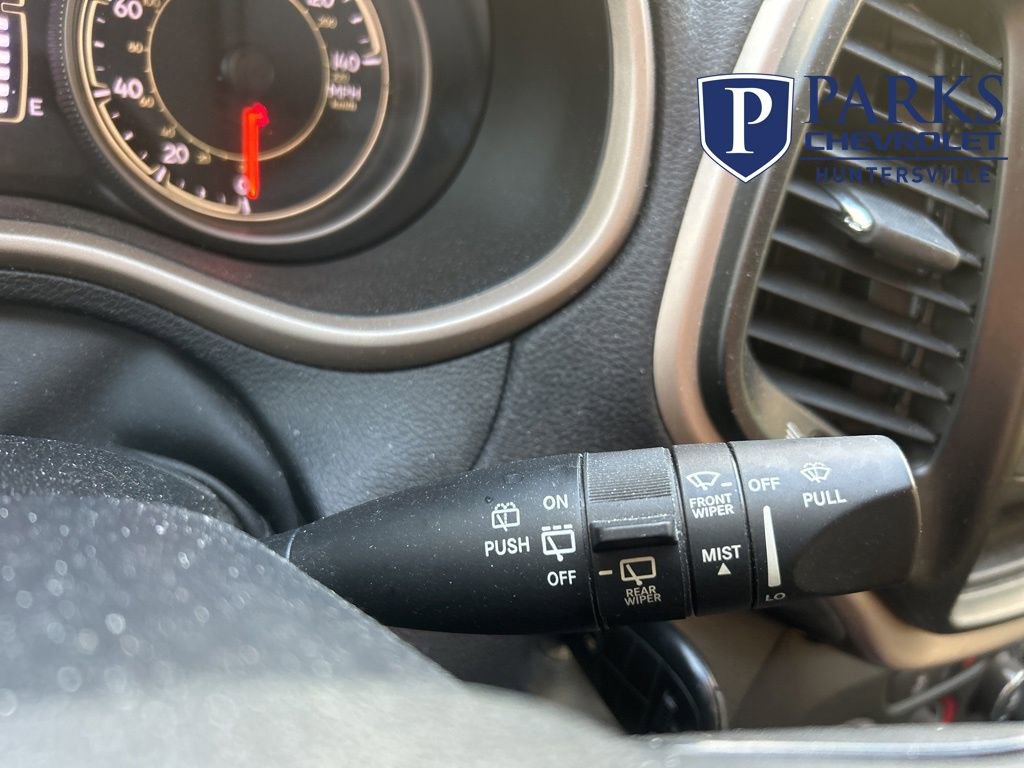 Used 2017 Jeep Cherokee Sport image 14