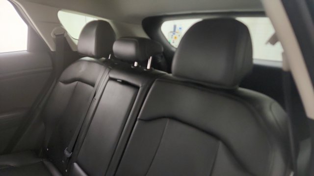 Used 2025 Kia Sportage EX FWD image 45
