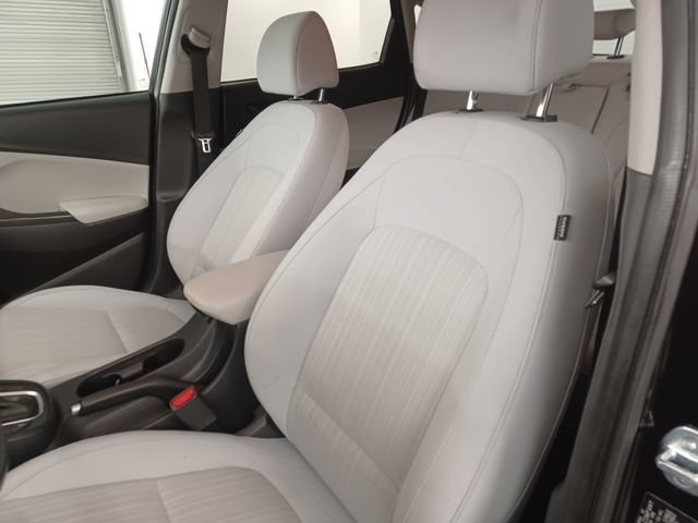Used 2023 Chevrolet TrailBlazer LT FWD image 16