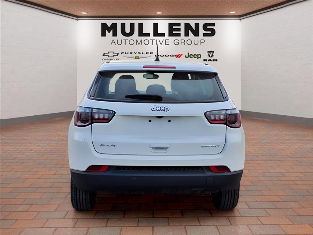 Used 2021 Jeep Compass Sport w/ Cold Weather Group image 6