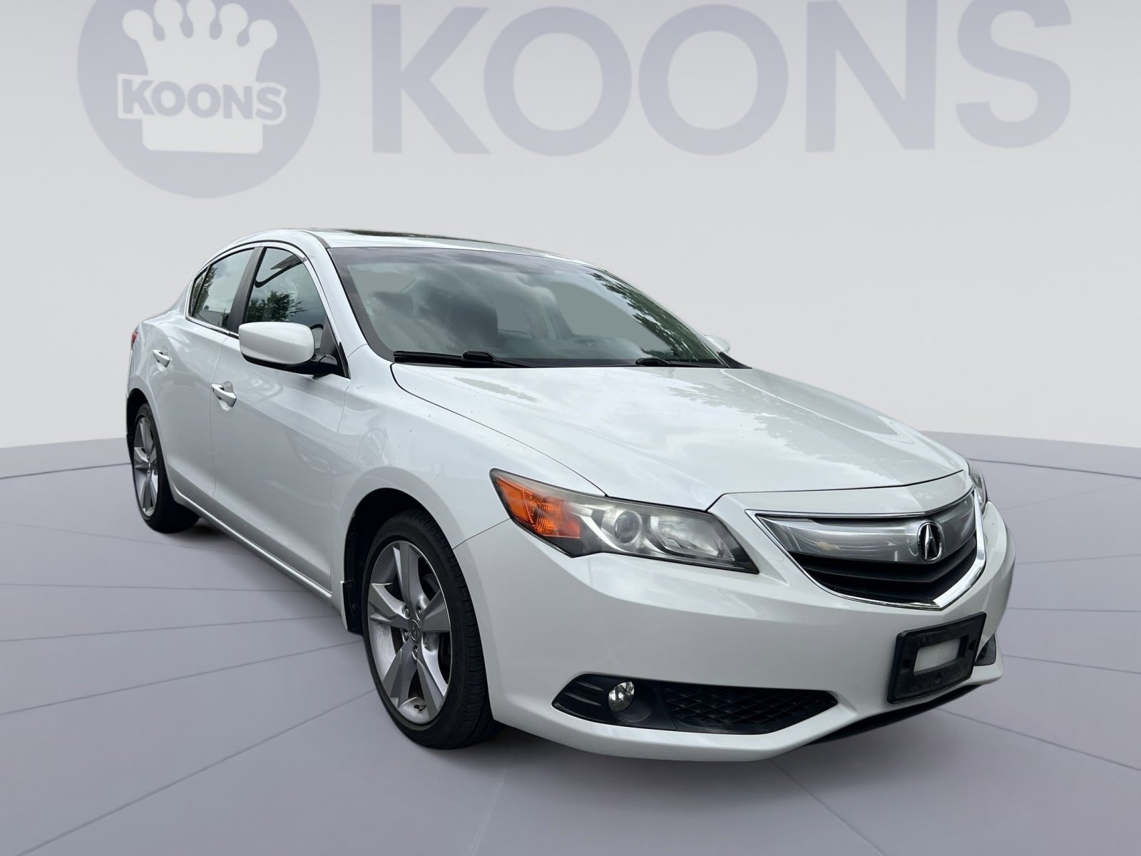 Used 2015 Acura ILX w/ Technology Package FWD image 7