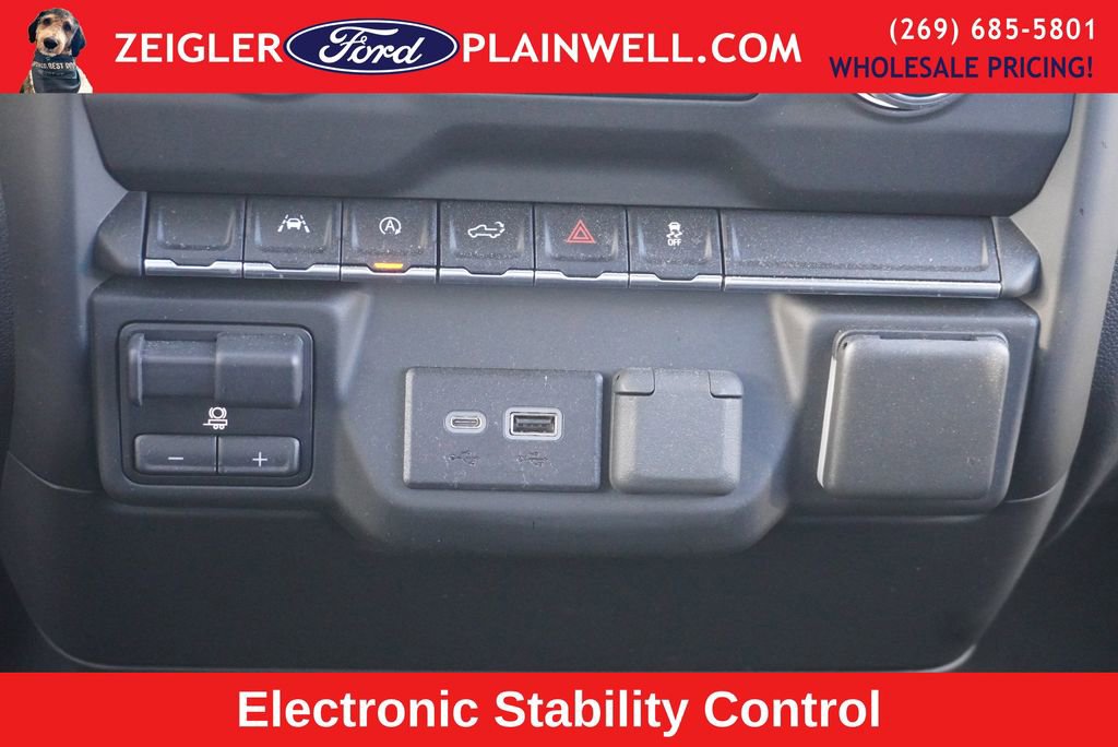 Used 2023 Chevrolet Silverado 1500 Custom image 22