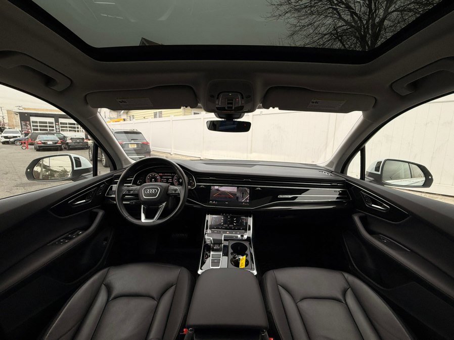 Used 2023 Audi Q7 3.0T Premium Plus image 23