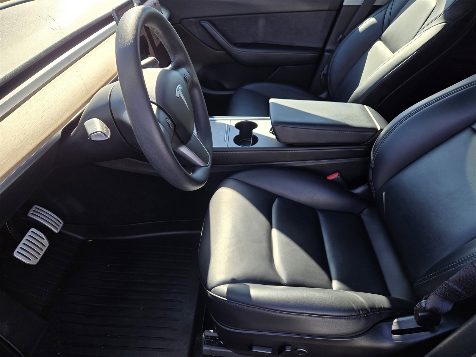 Used 2022 Tesla Model Y Performance image 12