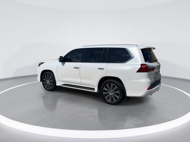 Used 2021 Lexus LX 570 4WD w/ Luxury Package image 5