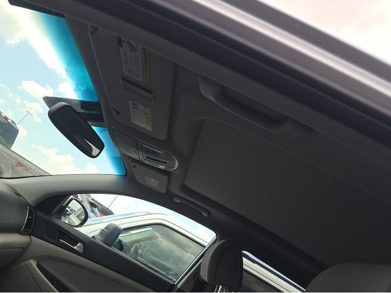 Used 2018 Hyundai Tucson Value FWD image 14