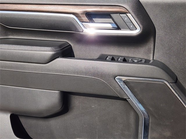 Used 2024 Chevrolet Silverado 2500 LT image 23