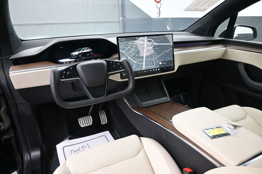 Used 2022 Tesla Model X image 20