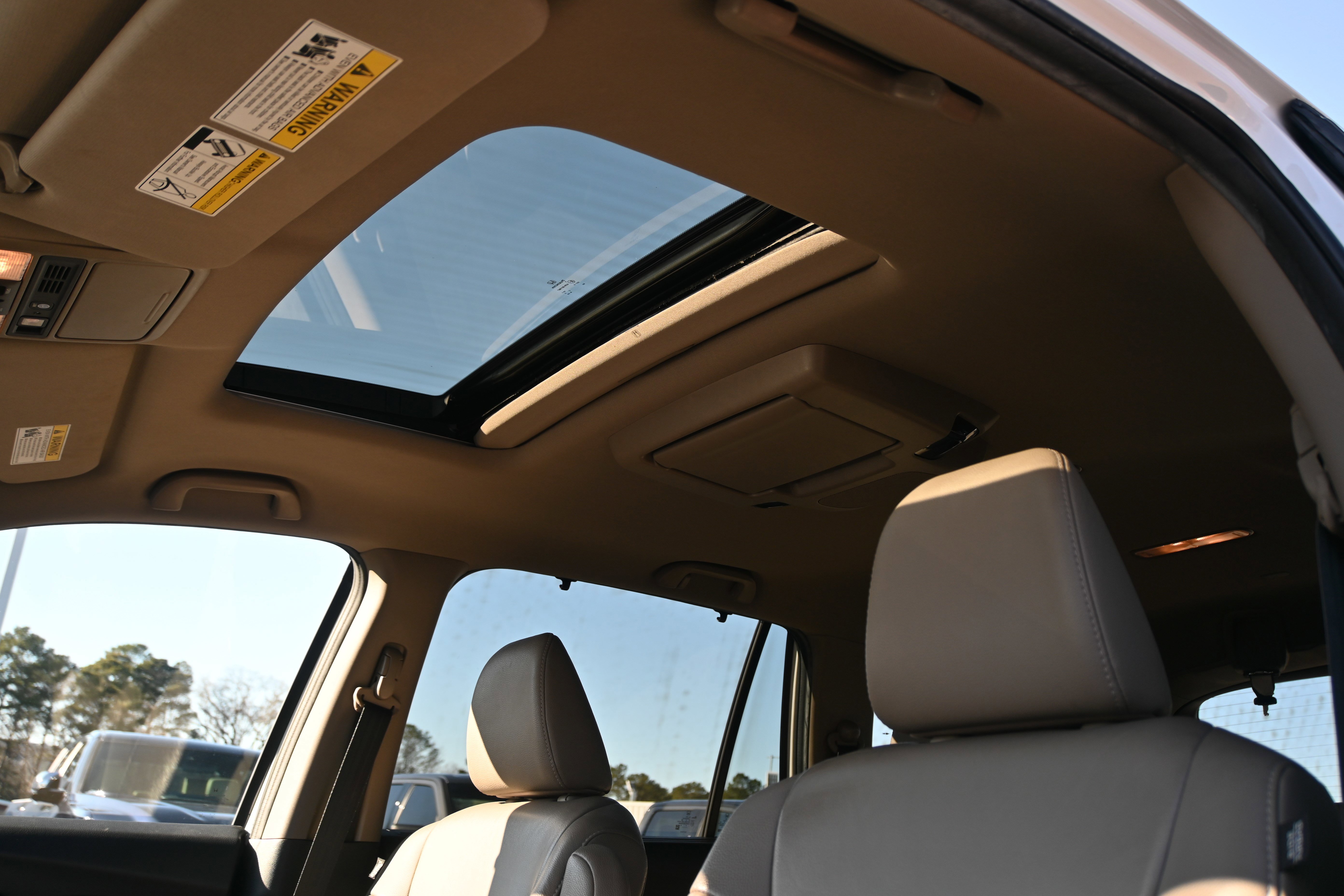 Used 2020 Honda Pilot Touring image 9