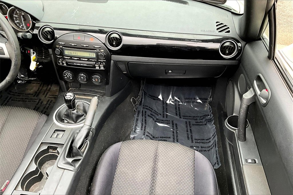 Used 2008 MAZDA MX-5 Miata Touring image 24