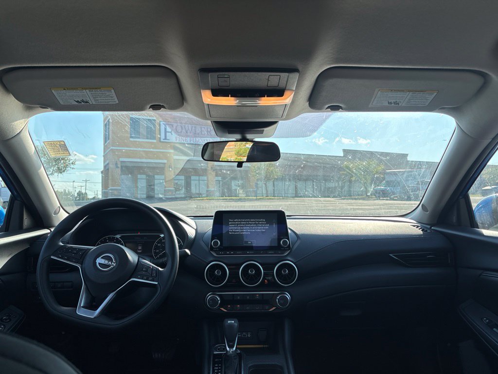 Used 2025 Nissan Sentra SV FWD image 12