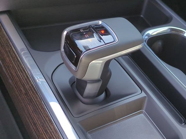 New 2026 GMC Sierra 1500 Elevation w/ LPO, Elevation Black Package AWD/4WD image 17