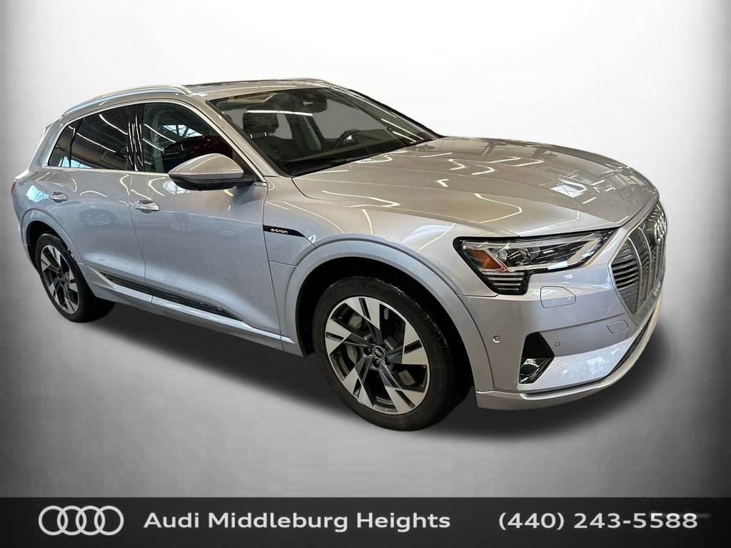 Used 2021 Audi e-tron Premium Plus w/ Premium Plus Package