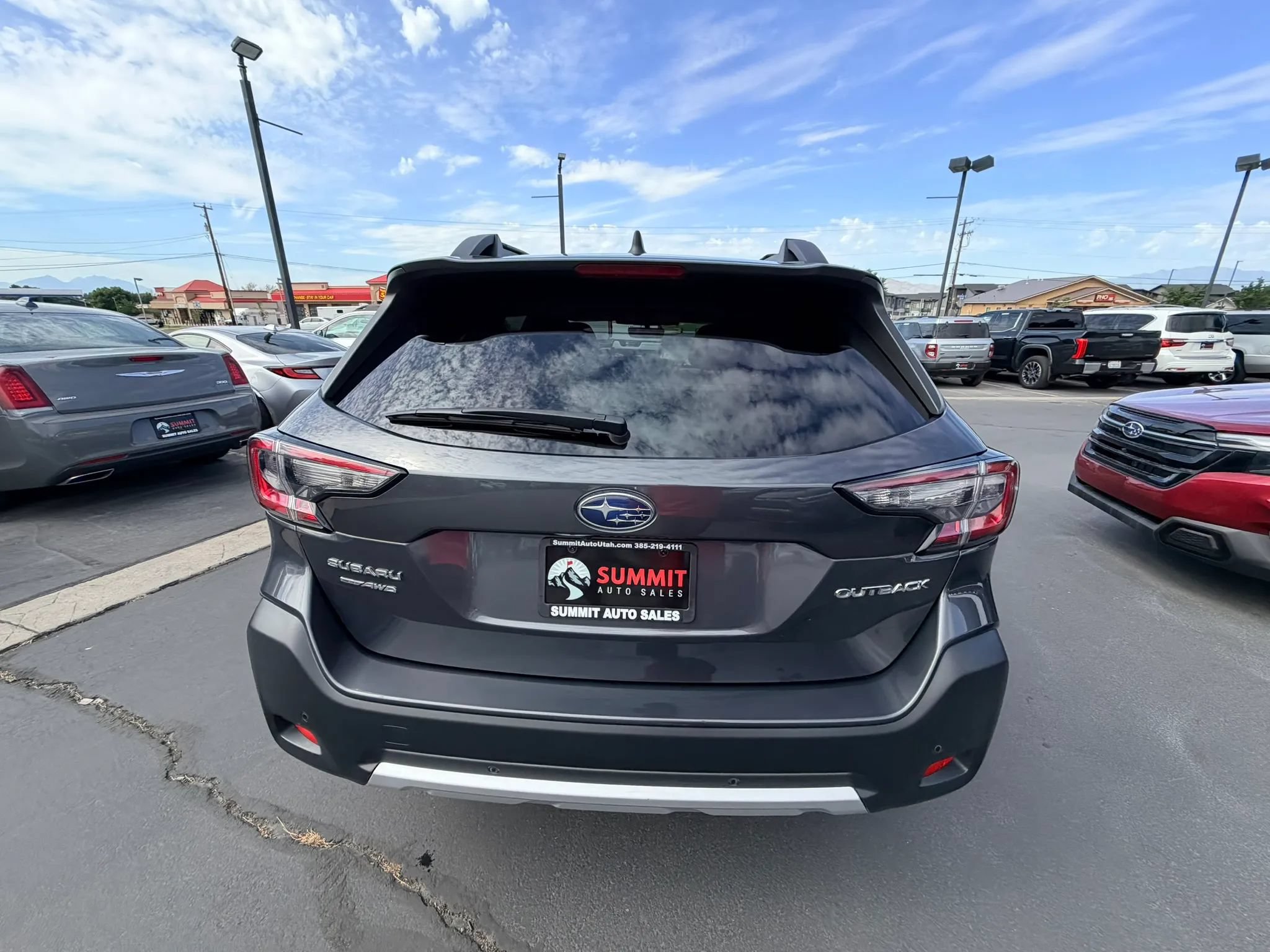 Used 2024 Subaru Outback Limited AWD/4WD image 5