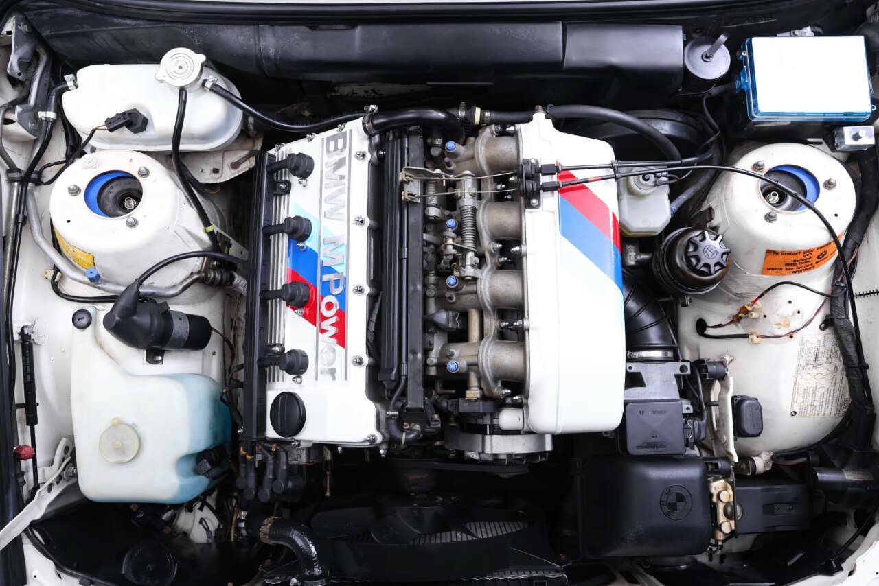 Used 1988 BMW M3 Coupe RWD image 99