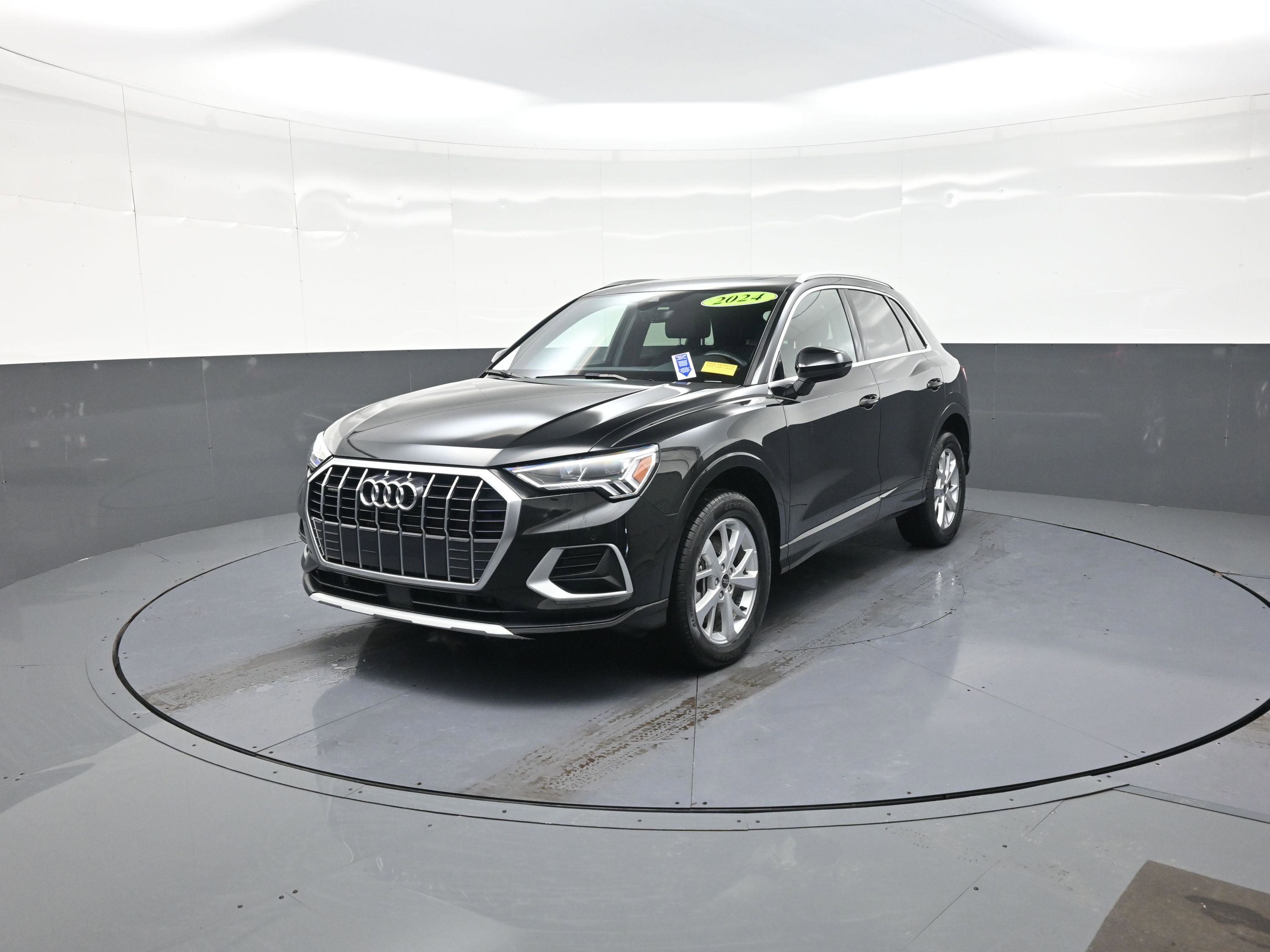 Used 2024 Audi Q3 2.0T Premium image 7