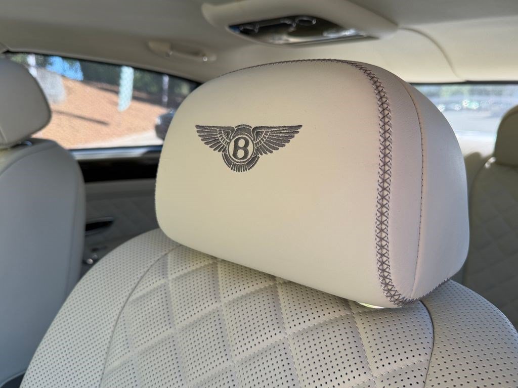 Certified 2018 Bentley Flying Spur V8 AWD/4WD image 30