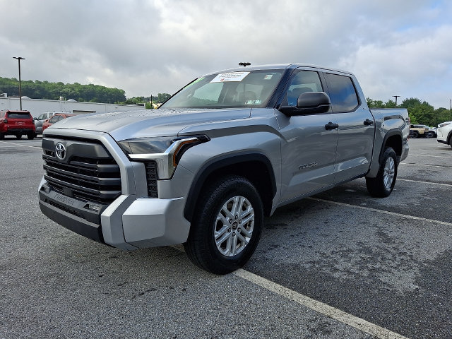 Certified 2022 Toyota Tundra SR5 AWD/4WD image 3