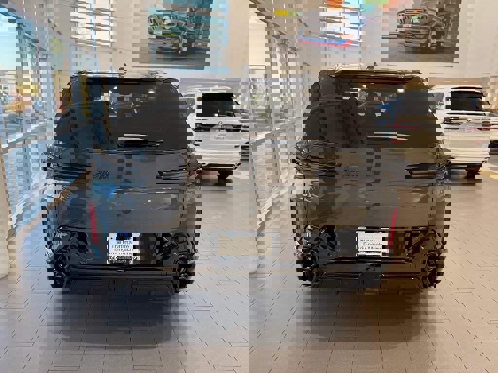 New 2026 BMW XM Label Red image 4