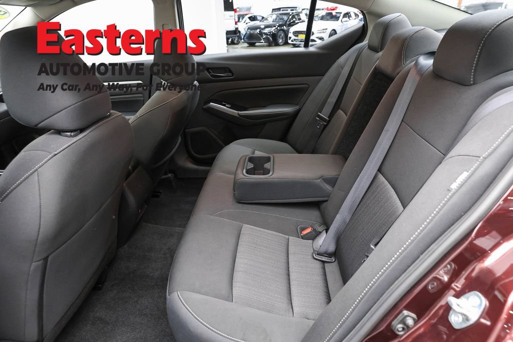 Used 2023 Nissan Altima 2.5 SV w/ SV Premium Package FWD image 24