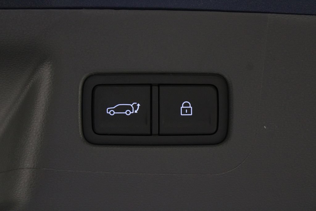 Certified 2026 Hyundai Santa Fe SEL FWD image 18